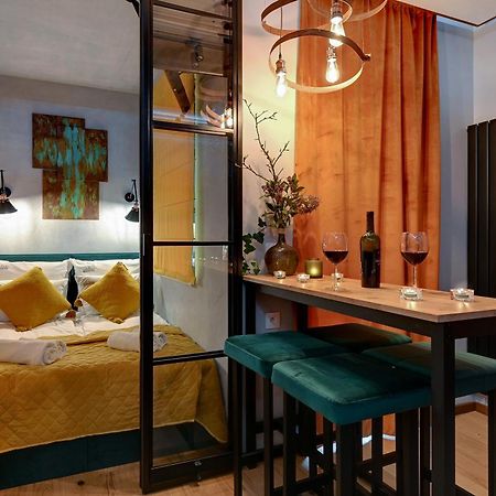 Doki Living & Foodhall By Downtown Apartments Gdansk Bagian luar foto