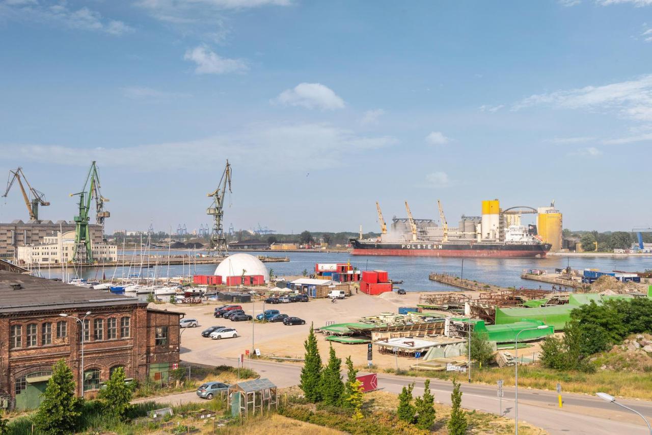 Doki Living & Foodhall By Downtown Apartments Gdansk Bagian luar foto