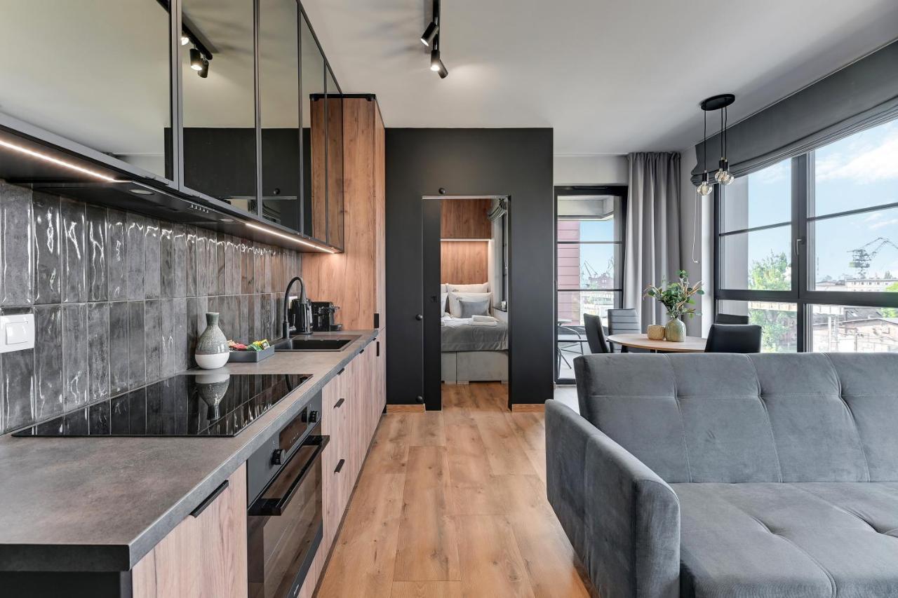 Doki Living & Foodhall By Downtown Apartments Gdansk Bagian luar foto